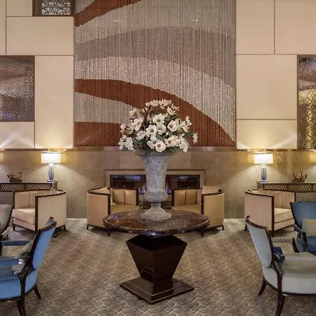 Otel Hilton Convention Center & 5*