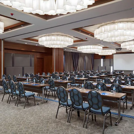 Szálloda Hilton Convention Center & 5*
