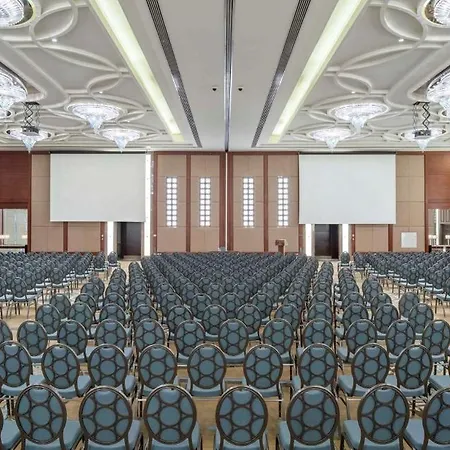 Hilton Convention Center & Szálloda Bursa