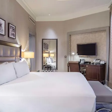 Otel Hilton Convention Center &