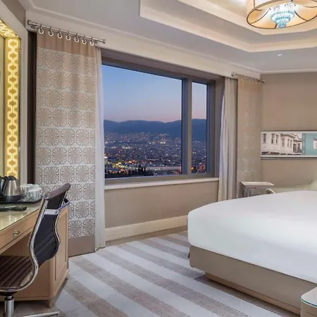 Hotel Hilton Convention Center &