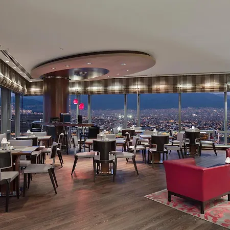 Szálloda Hilton Convention Center & 5*