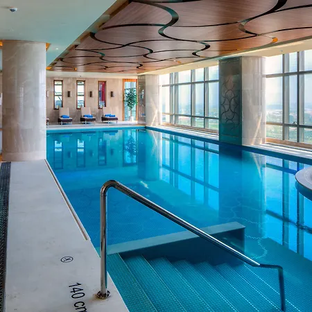 Hotel Hilton Convention Center &