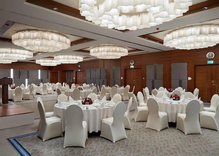 Hilton Convention Center &