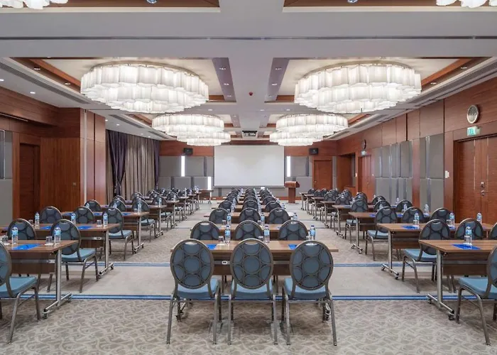 Отель Hilton Convention Center & Бурса