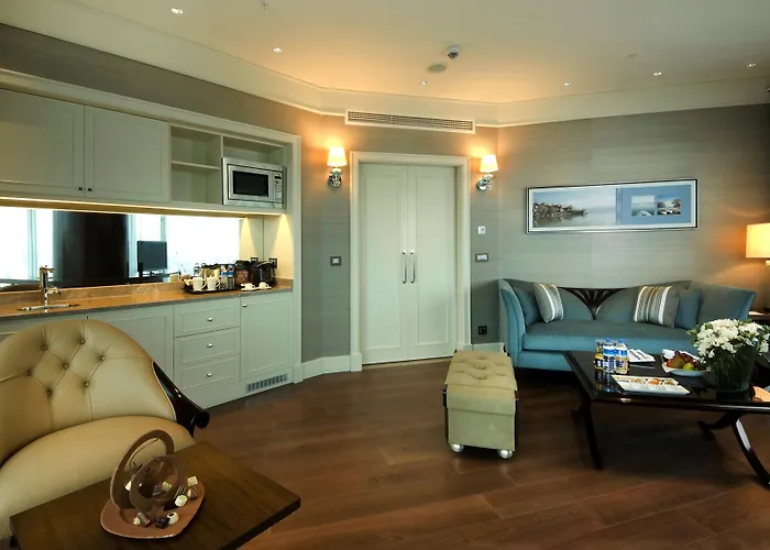 Hilton Convention Center & Hotel 5*