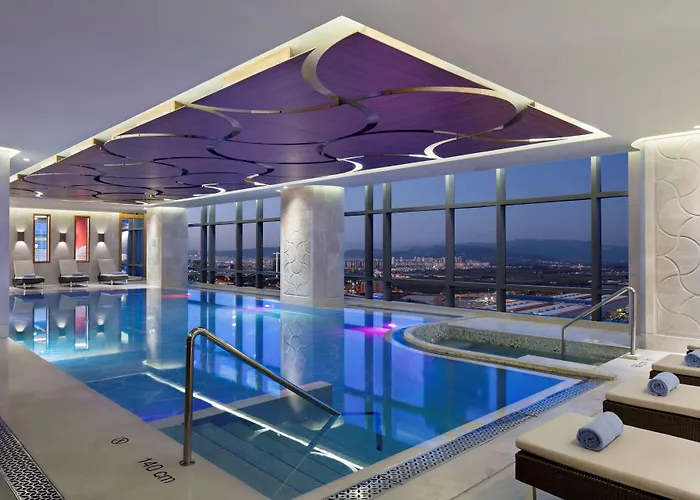 Hilton Convention Center & Hotel 5*