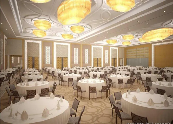 Hotel Hilton Convention Center & 5*